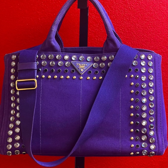Prada Canapa GM Purple. - Picture 1 of 1